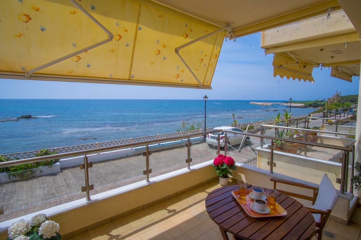 Вілла Paris Seaside Pantokratoras  Екстер'єр фото